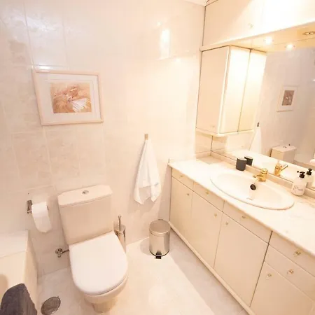 Espacios Blanco Plaza Mayor Apartment